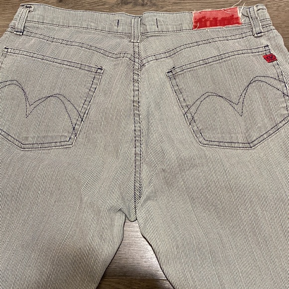 Vitamina Womens Pinstripe Jeans - Picture 8 of 11